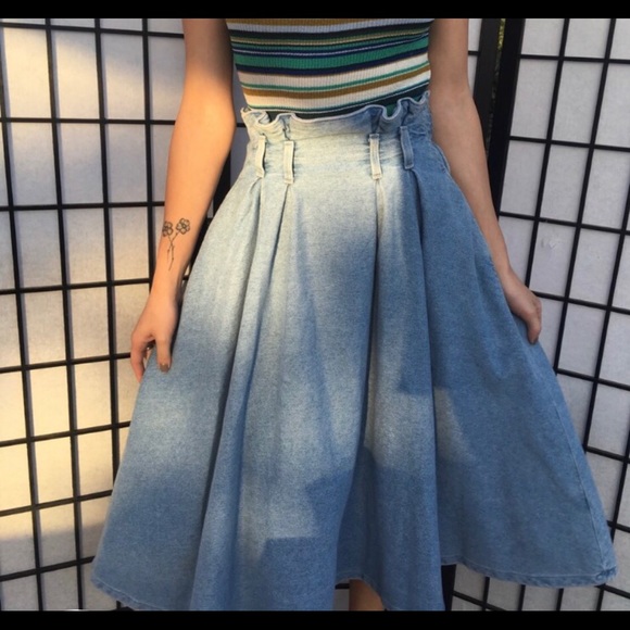 H&M Dresses & Skirts - Cutest Skirt